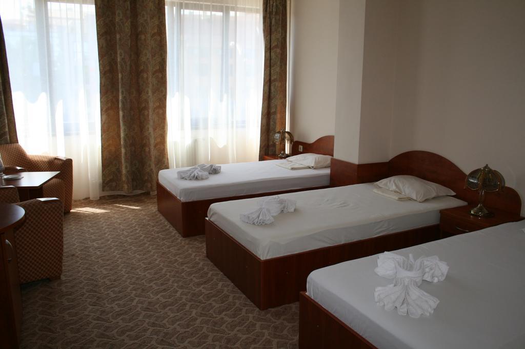 Hotel Nicol Plovdiv Luaran gambar