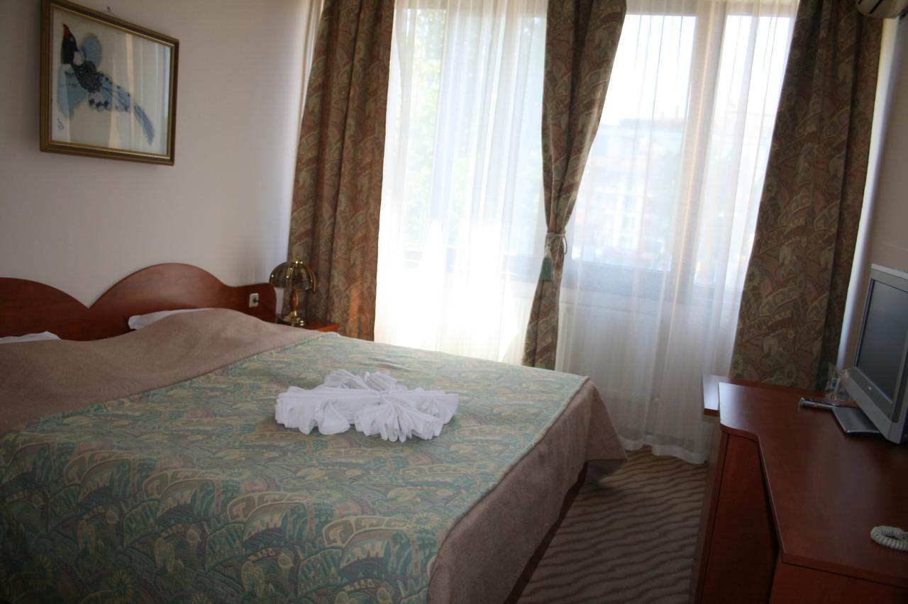 Hotel Nicol Plovdiv Luaran gambar